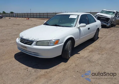 2001 Toyota Camry Ce/Le/Xle from USA, damaged, VIN 4T1BG22K91U811459